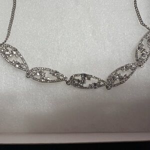 Elegant Silver Necklace with Intricate Design